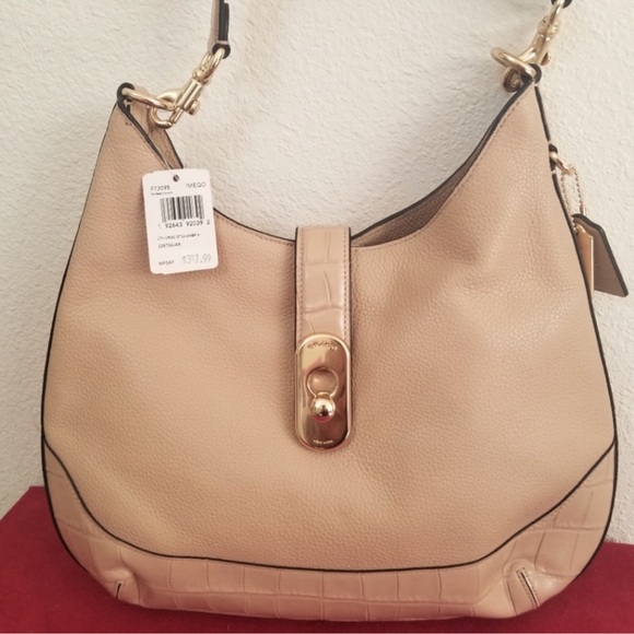 🥰Coach Tan Hobo Bag with Gold Accents🥰 - Picture 1 of 7